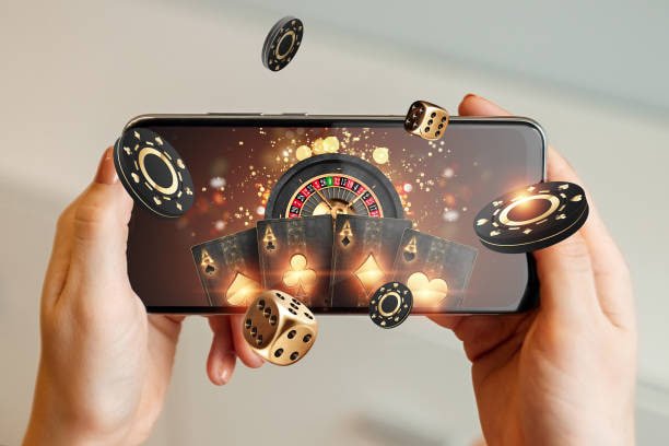 Meja kasino langsung baccarat wtobet di desktop dalam resolusi HD penuh dengan dealer dan pemain terlihat jelas